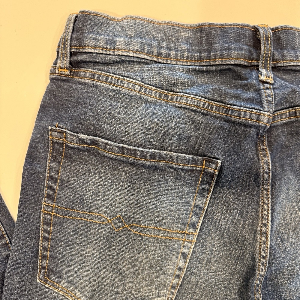 Lucky Brand Jeans Mens 31x32 Blue 411 Athletic Taper Fit Stretch Denim Pants - Picture 12 of 13